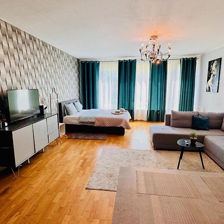 Rezidence Jeseniova Prague Apartman Kültér fotó