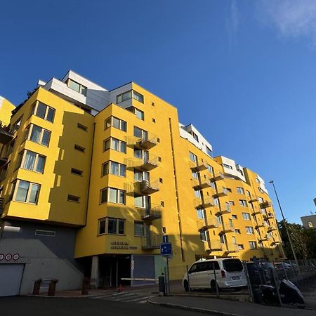 Rezidence Jeseniova Prague Apartman Kültér fotó